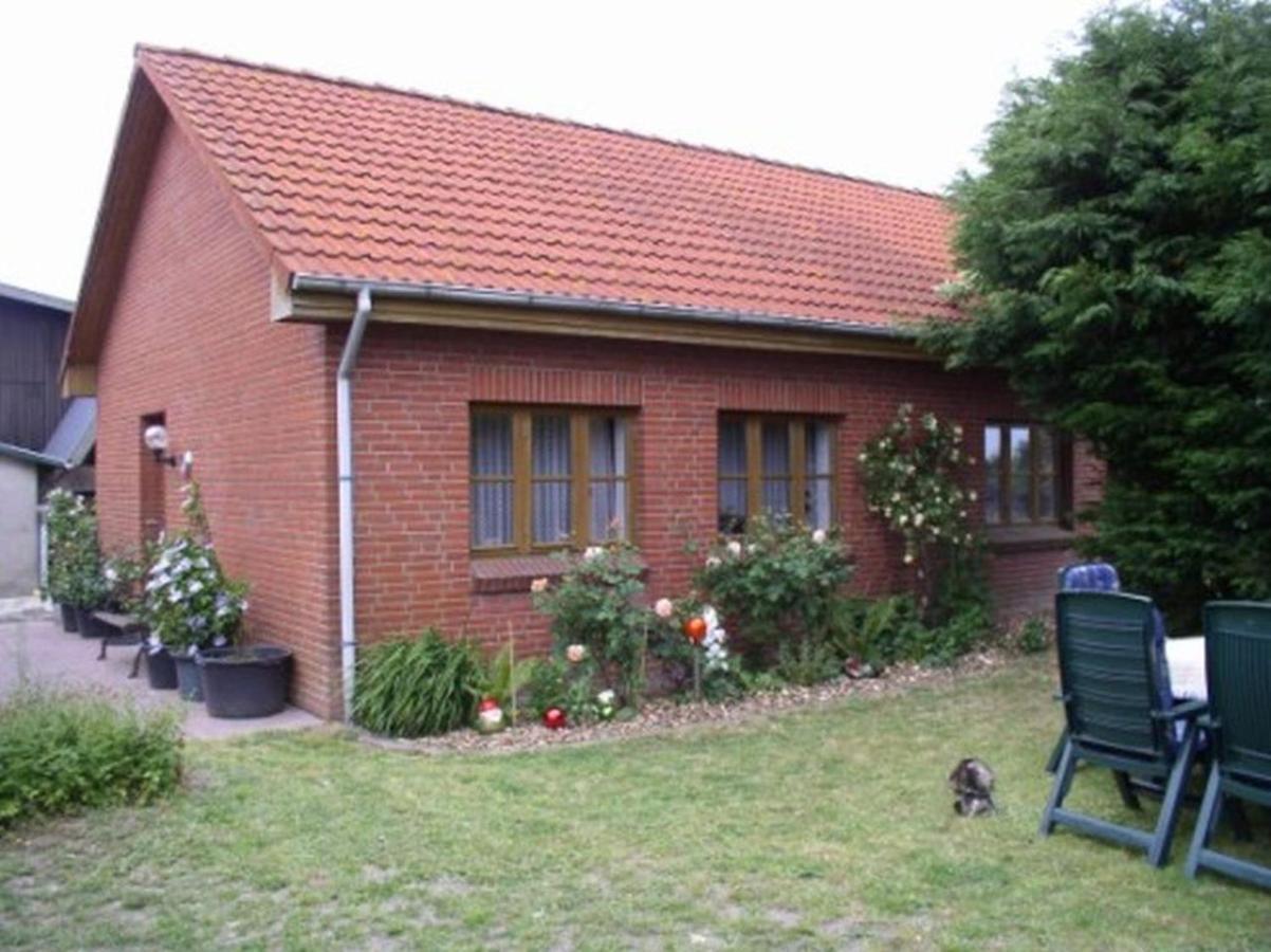 Ferienhaus Deerberg Hasselberg  外观 照片